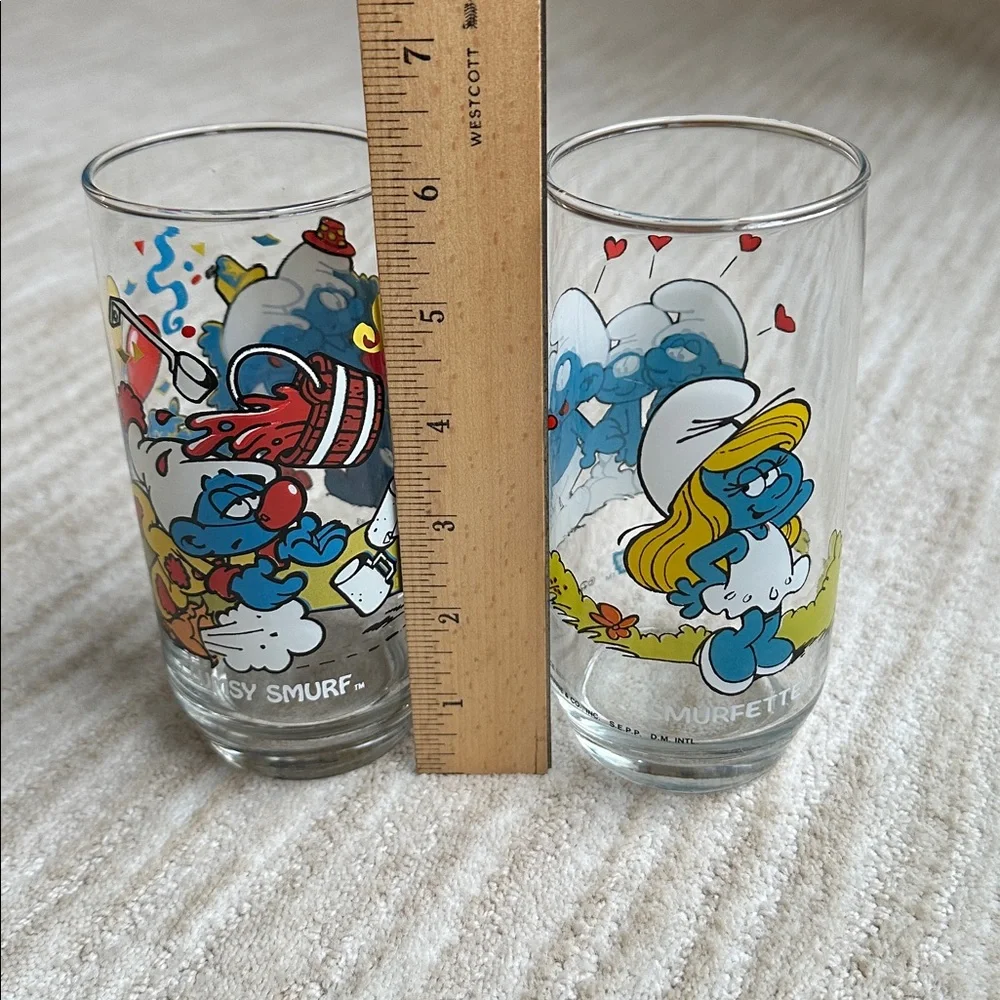 1982 Smurfette and 1983 Clumsy Smurf Glass Tumbler Peyo Wallace Berrie Hardee's